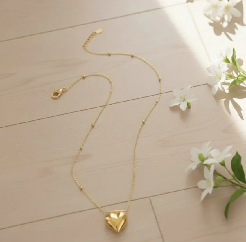 Golden Heart Neclace