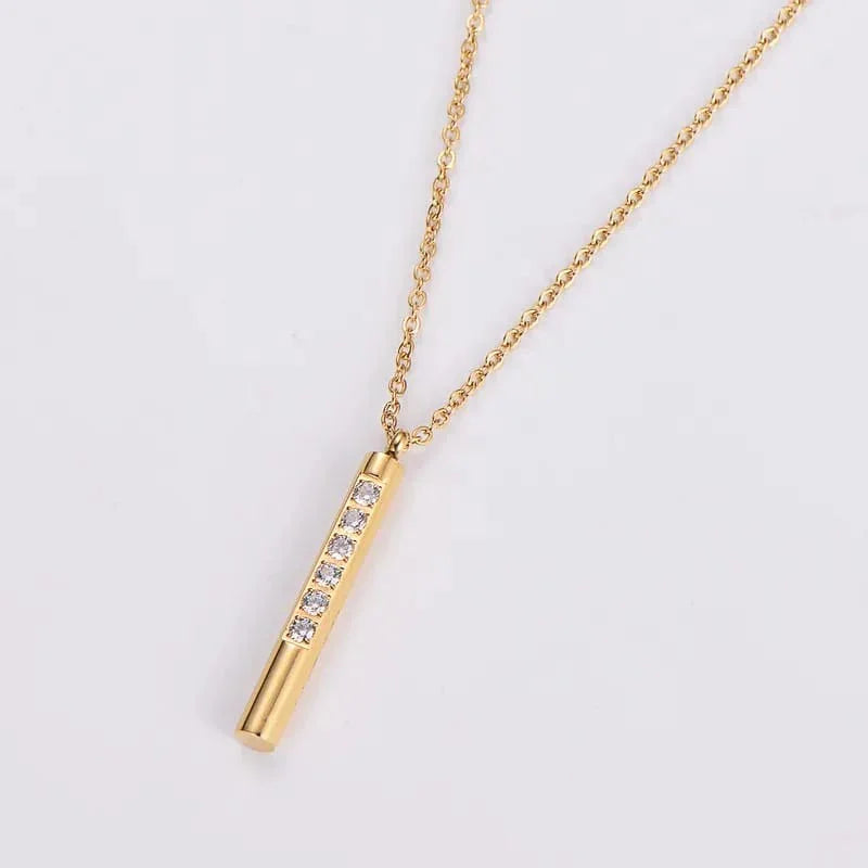 Elegant Gold Bar Pendant Neclace